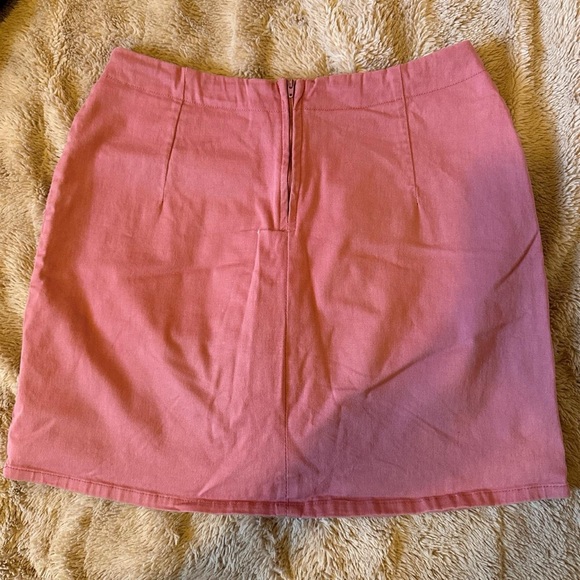 BUBBLEGUM PINK SKORT (skirt/short)💘🍇 - Picture 5 of 6